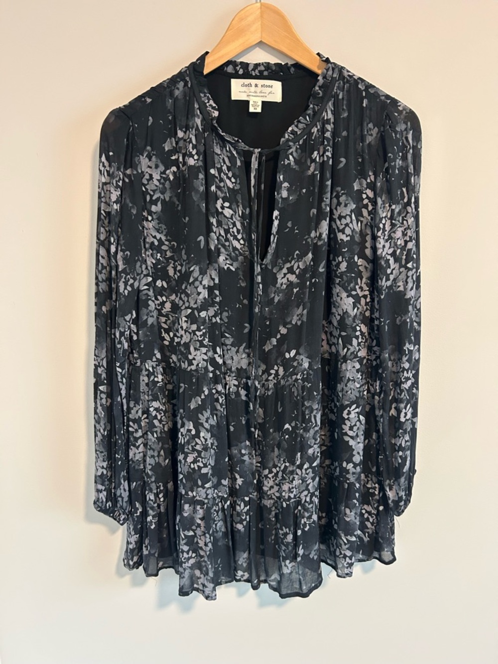 Anthropologie Cloth + Stone Floral Tunic, Size XS